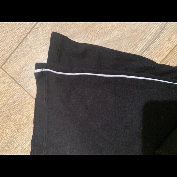 High waisted wide leg pant. - Picture 4 of 4